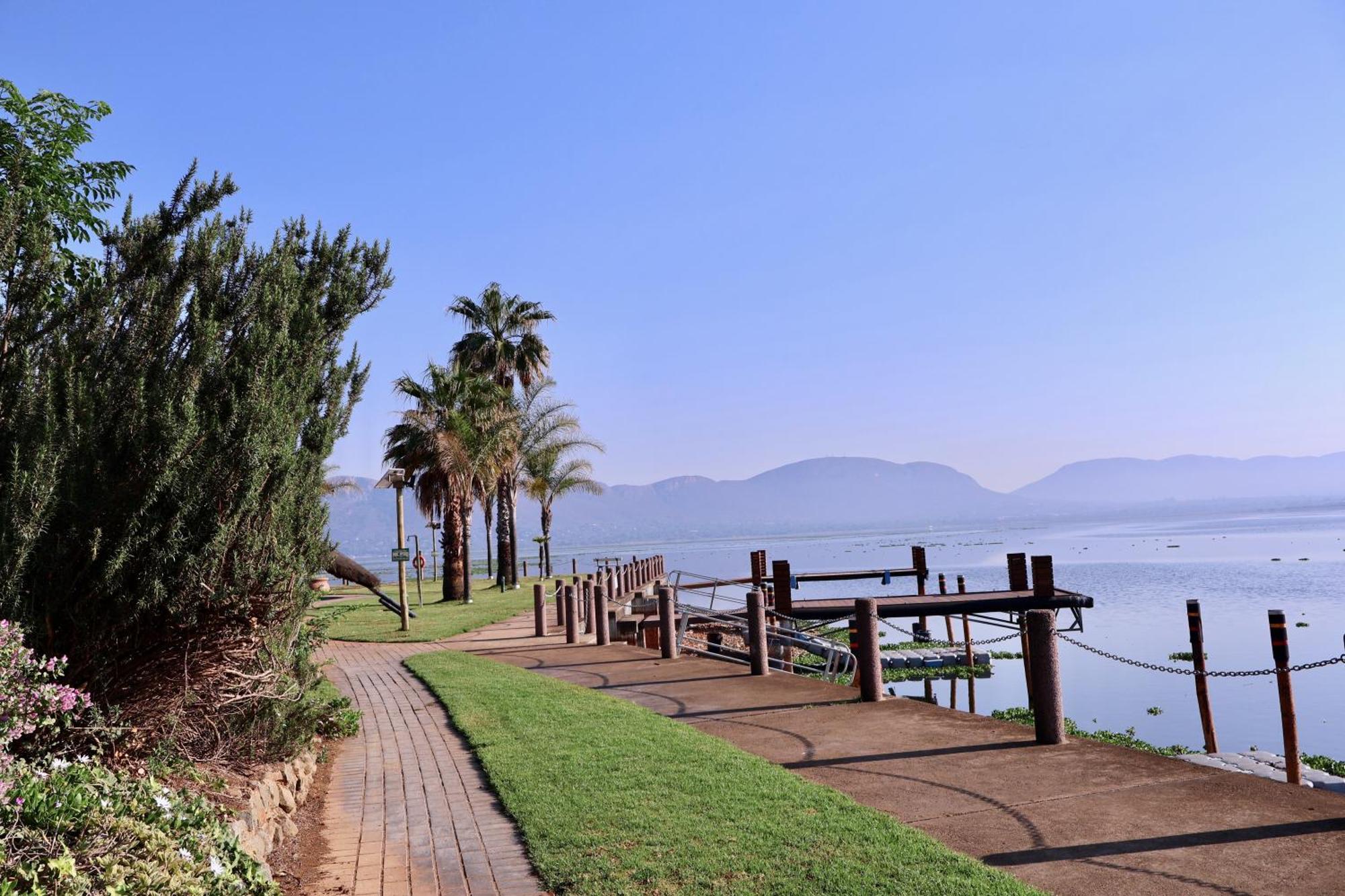 37 On Eagles Hotel Hartbeespoort Ngoại thất bức ảnh